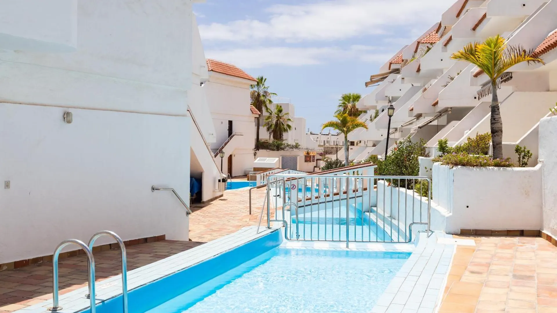 Home2Book Cozy Apt, Pool & Terrace Las Americas Arona